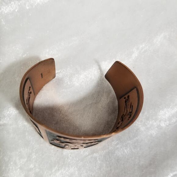 Vintage copper Kachina dancer cuff bracelet 1.1422 - Picture 13 of 13